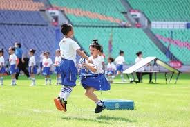 皇马冲14冠！姆巴佩飞行4500公里空降决赛